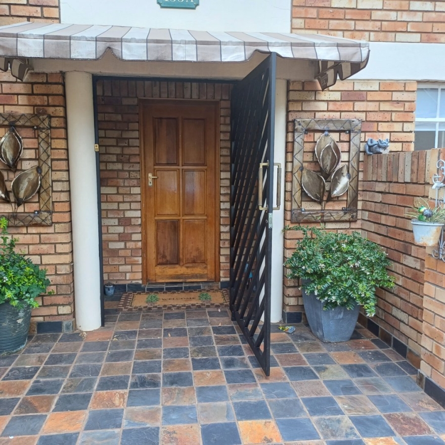 3 Bedroom Property for Sale in Pentagon Park Free State